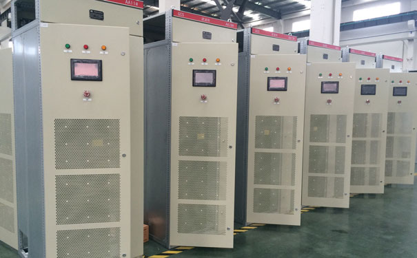 無功補(bǔ)償裝置